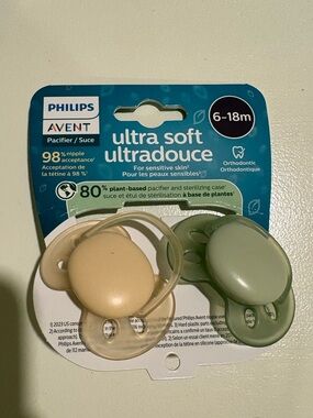 New Philips Avent Ultra Soft Pacifier 0-6M, Bird / Snail, 2 Pack, SCF091/41